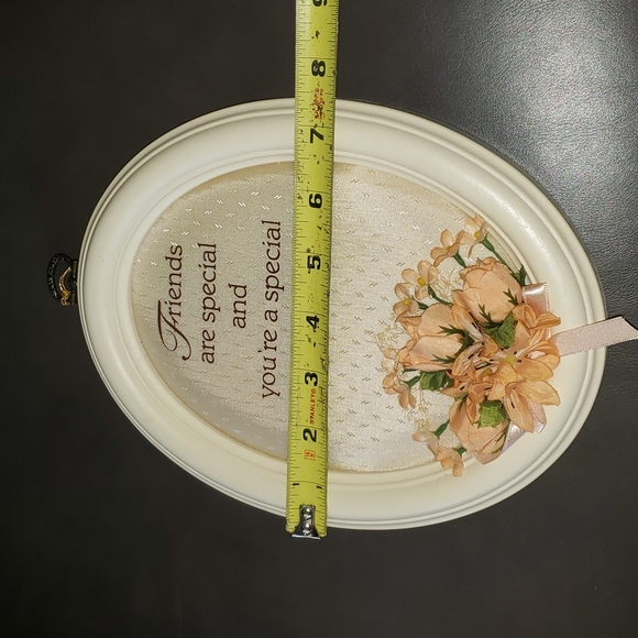 Vintage Friends are Special Wall Decor - Picture 4 of 8